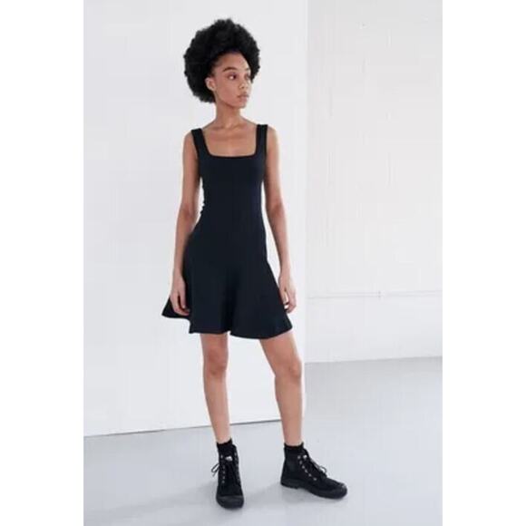 Ninety Percent Women's Square Neck Stretch Jersey Skater Dress Black Medium $99 - Picture 1 of 8